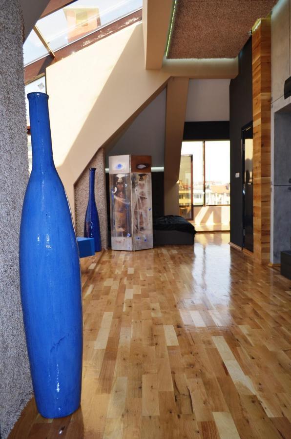 Art Penthouse Apartman Burgasz Kültér fotó