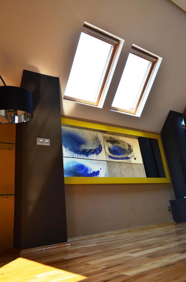 Art Penthouse Apartman Burgasz Kültér fotó